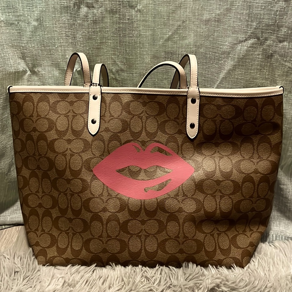 Coach Tote